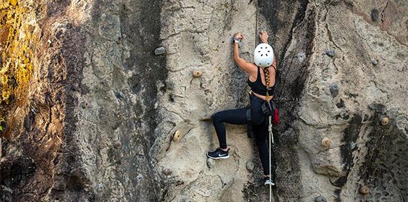 grid-climbing-2.jpg